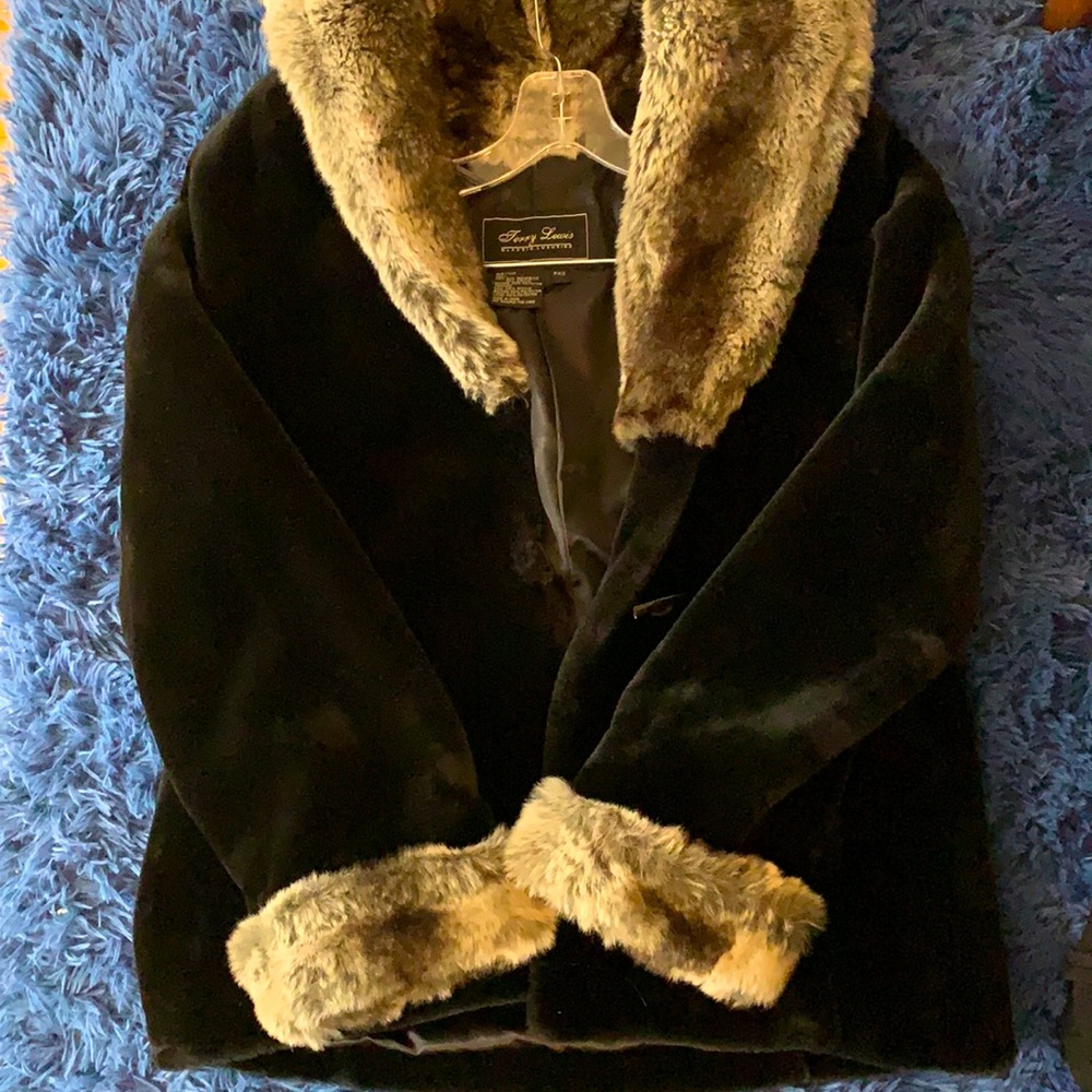 Vintage Faux fur coat ❤️
